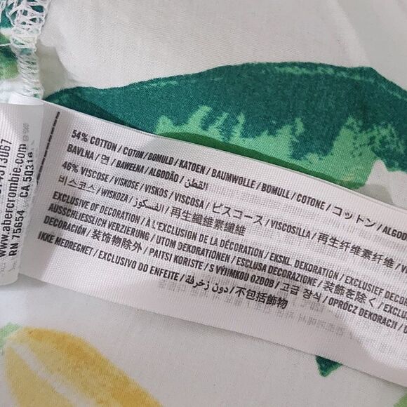 Abercrombie Kids  Size 15/16 Banana Leaves Print Buttondown Tie Front Top Shirt - Picture 6 of 6